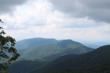 Obraz premium clouds over mountain