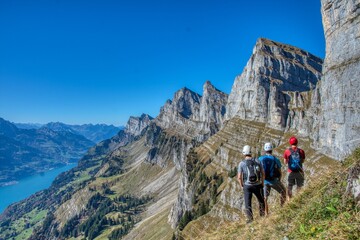 Personen bestaunen Berg, Chrufirsten Switzerland