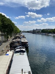 Naklejka premium Quai de Seine à Paris