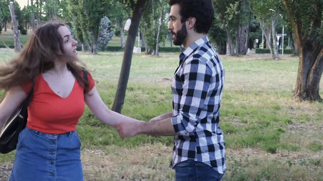 young man tries to justify himself with his girlfriend who attacks him