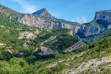 Beautiful landscapes of the mountains and canyon of the Verdon gorge, Provence-Alpes-C&ocirc;te d'Azur region, Alpes de Haute Provence, France