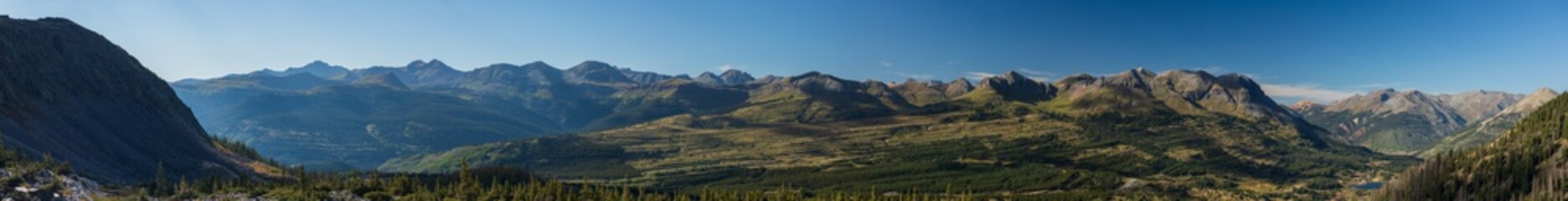 Fototapeta na wymiar Colorado mountain landscape panorama close up