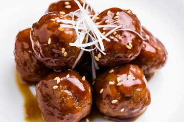 肉団子の黒酢餡