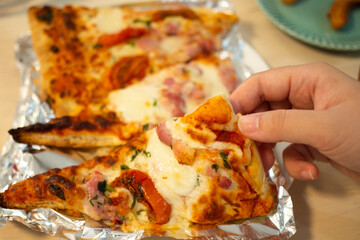 ホームメイドのピザ