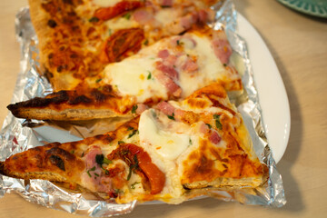 ホームメイドのピザ