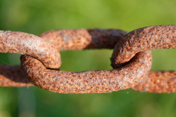 Alte, rostige Eisenkette, Kettenglieder, Deutschland, Europa