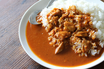 出来たてのほんわか湯気の上がるカレーライス