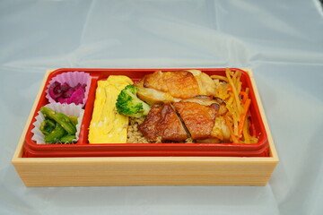チキン弁当