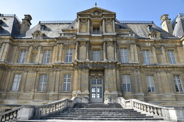 Fototapeta premium Façade côté jardin au château de Maisons, France