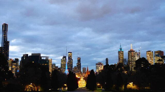 Melbourne paranoma skyline timelapse at night time 
melbourne city night time timelapse