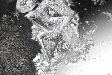 塩の結晶　塩化ナトリウム　顕微鏡写真
