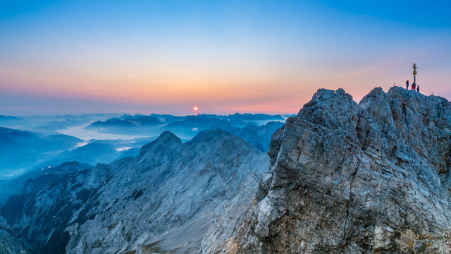 Zugspitze Sonnenaufgang 