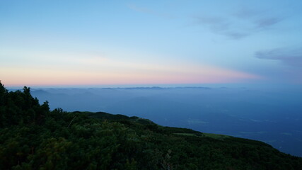 伯耆大山山頂からの風景　朝