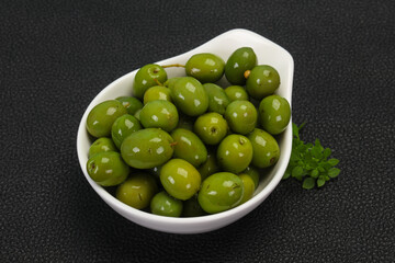 Green Campo Real olives in the bowl
