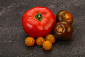 Tomato mix - red, yellow and cumato