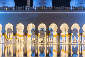 Sheikh Zayed Mosque at night. Abu Dhabi, United Arab Emirates. - 377729675