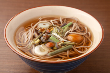 山菜蕎麦