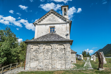 Fototapeta na wymiar Beautiful catholic church in mountains in Druogno