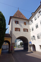Fototapeta na wymiar Vinschgauer Tor, historisches Stadttor