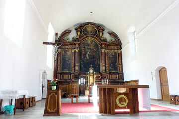 Innenansicht der Kapuzinerkirche Hl. Maximilian Meran