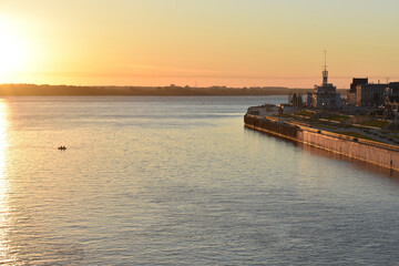 dawn on the Volga River. Nizhny Novgorod