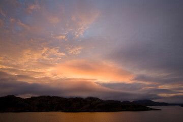 Fototapeta na wymiar Midnight Sun, Greenland