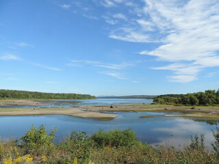 Fototapeta na wymiar apres-midi au parc de la Yamaska