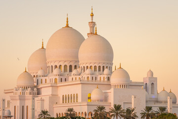 Sheikh Zayed Grand Mosque in Abu Dhabi, UAE - 377800688