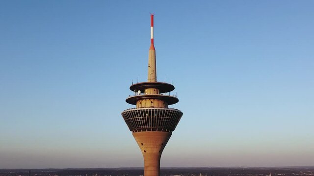 Drone flight Rheinturm D&uuml;sseldorf 23,976fps 1920x1080px