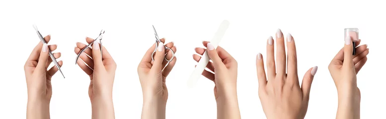 Fotobehang Manicure advertentiebanner. Vrouwelijke hand houden manicure tools, nagellak fles. Vrouwelijke hand met wit nagelontwerp. © devmarya