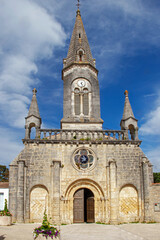 Obraz premium Ile d'Oléron. Saint-Denis. Eglise Saint-Denys. Charente-Maritime. Nouvelle-Aquitaine 