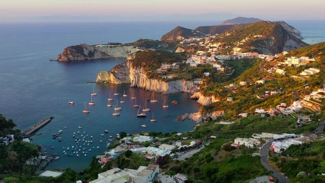 PONZA - CALA FEOLA