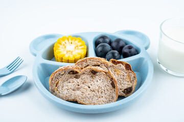 A balanced breakfast for children