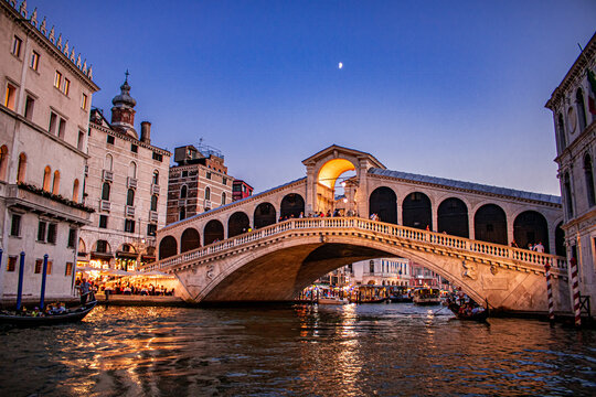 rialto bridge city