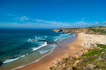 Fototapeta na wymiar Beautiful and quiet beach on the coast of Portugal