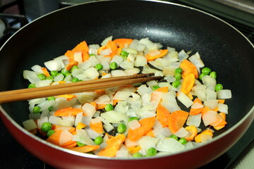 色とりどりな野菜の炒め物