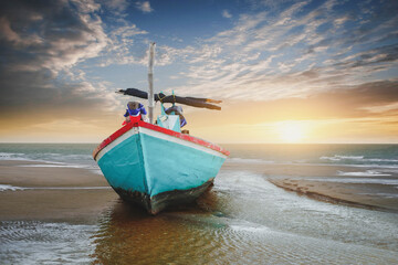 Naklejka premium boat on the beach