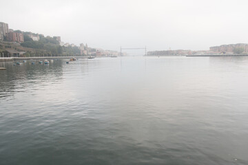 Obraz premium PORTUGALETE Y SU RIA. PAIS VASCO. ESPAÑA