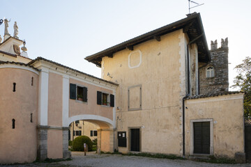 Fototapeta na wymiar The medieval village of Strassoldo, Italy