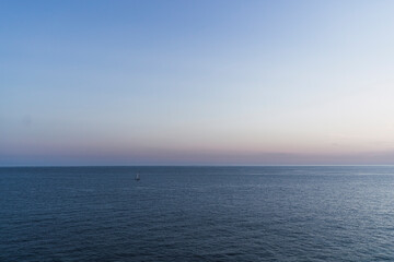 Mar desde acantilado en cadiz