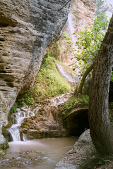 Sinuoso pero tranquilo.