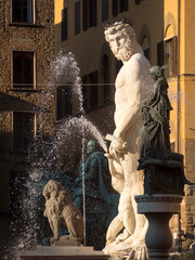 Italia, Toscana, la città di Firenze. Fontana del Nettuno in piazza della Signoria.