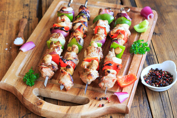 Schaschlikspieße vom Grill