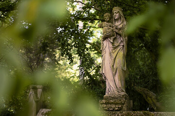 Mother and Child Statue