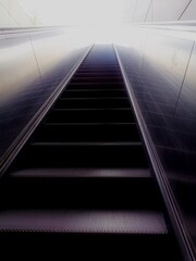 Obraz premium escalator in the airport
