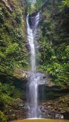 Fototapeta na wymiar Ahuashiyacu waterfall turistic place in the forest of tarapoto peru