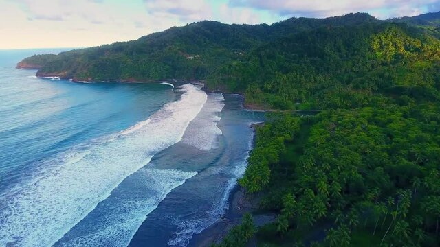 Waves crashing on the coastline