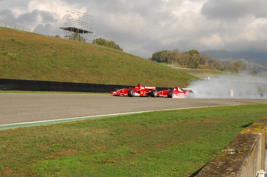 MUGELLO, ITALY - 2008: incident between modern Ferrari F1 driven by unknown during the Event of Ferrari Racing Days Year 2008, Italy