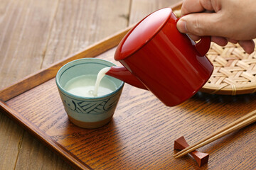 Sobayu is the hot water from boiling buckwheat noodles.
After soba(buckwheat) noodles are eaten in...
