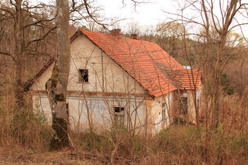 Mołodycz, Studnia, Kościół, Zabytek, Pomnik, Krzyż © woodyd